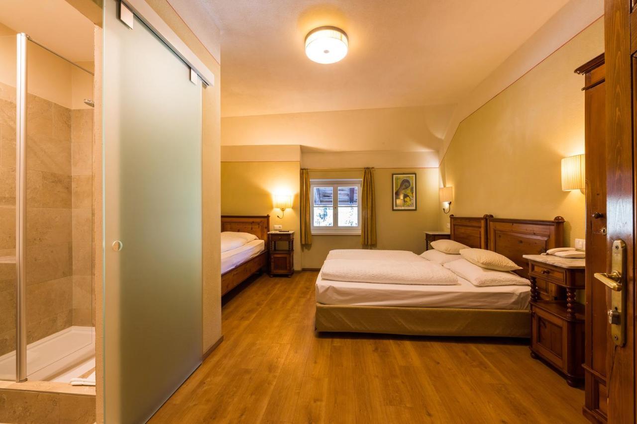 Hotel Lago Di Braies Braies  Εξωτερικό φωτογραφία