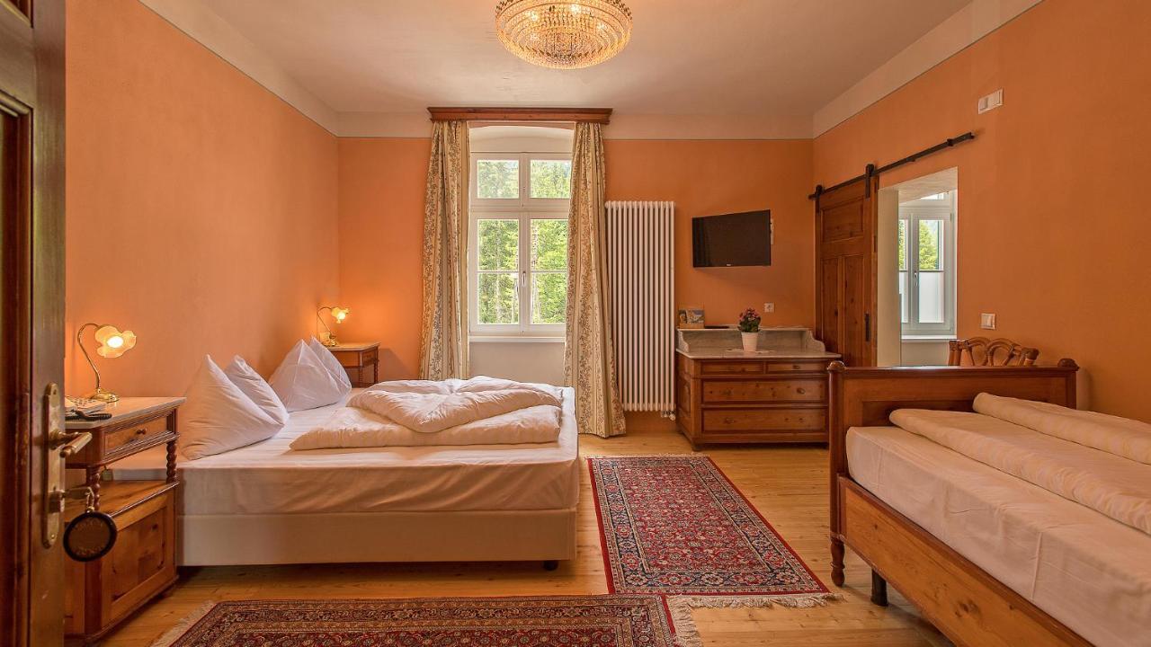 Hotel Lago Di Braies Braies  Εξωτερικό φωτογραφία
